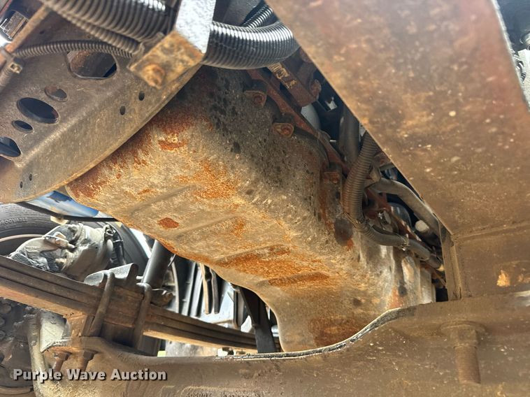 image for item YA0566 2020 International LT625 semi truck