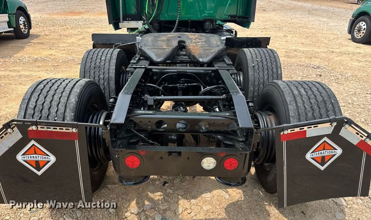 image for item YA0593 2020 International LT625 semi truck