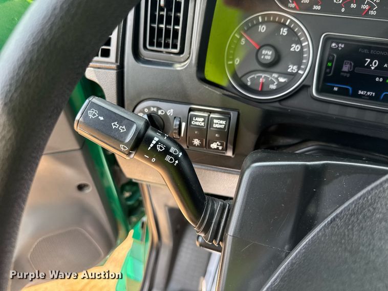 image for item YA0593 2020 International LT625 semi truck