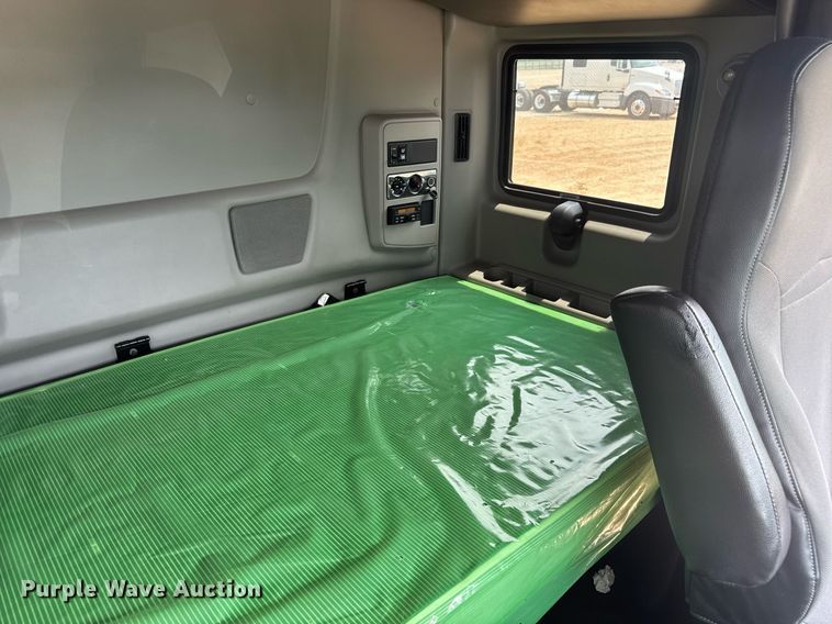 image for item YA0593 2020 International LT625 semi truck