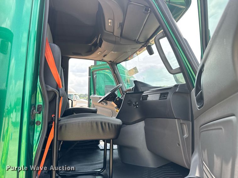 image for item YA0593 2020 International LT625 semi truck