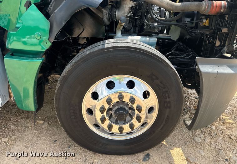 image for item YA0593 2020 International LT625 semi truck