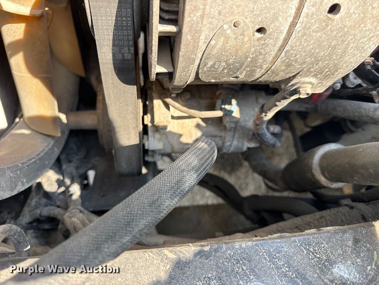 image for item YA0611 2016 Volvo VNL semi truck