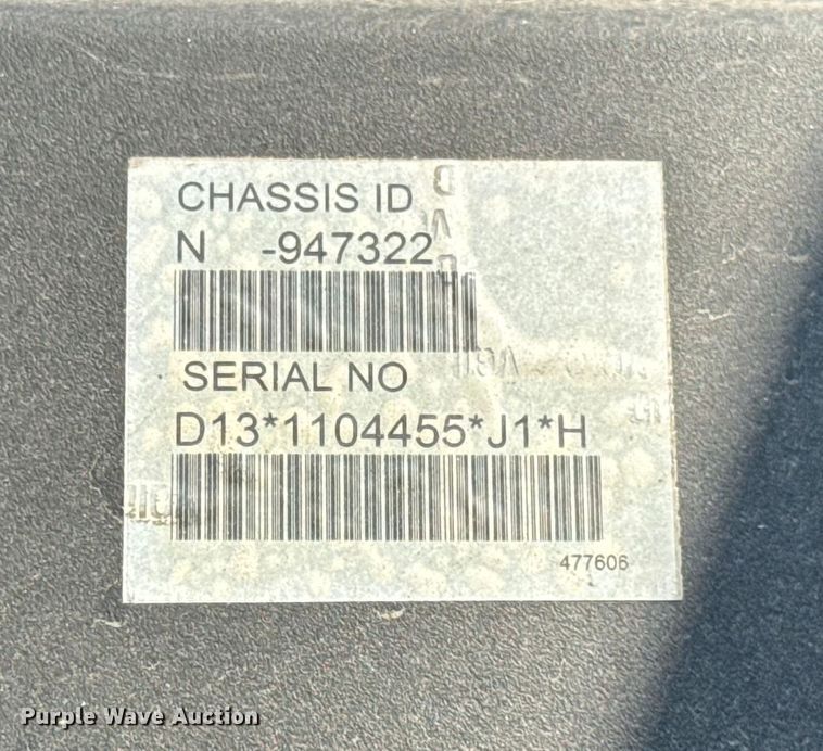 image for item YA0611 2016 Volvo VNL semi truck