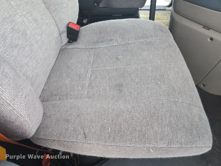 image for item YA0691 2016 Freightliner Cascadia semi truck