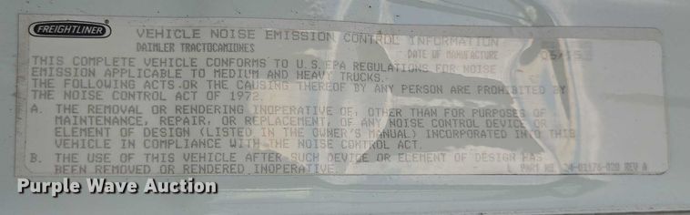 image for item YA0691 2016 Freightliner Cascadia semi truck