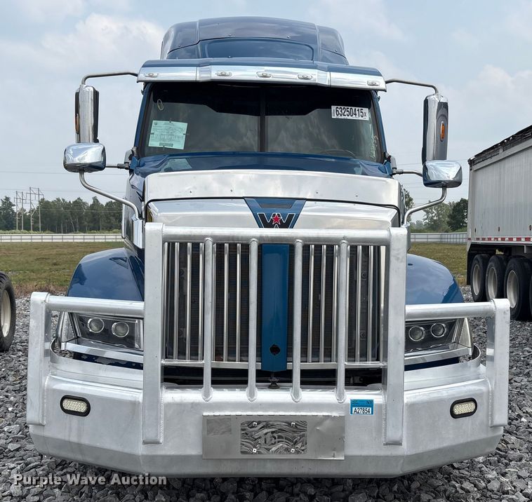 CAMIóN CAMAROTE 2019 WESTERN STAR