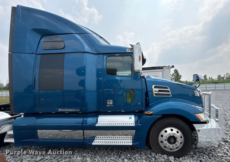 CAMIóN CAMAROTE 2019 WESTERN STAR