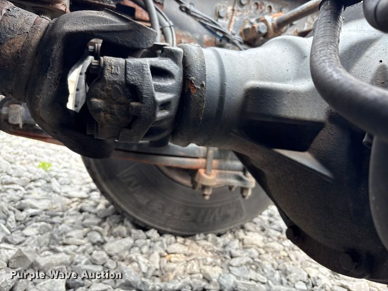 image for item YA0692 2019 Western Star  5700 semi truck