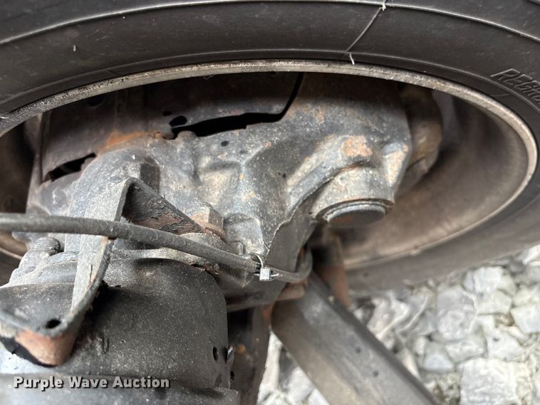 image for item YA0692 2019 Western Star  5700 semi truck