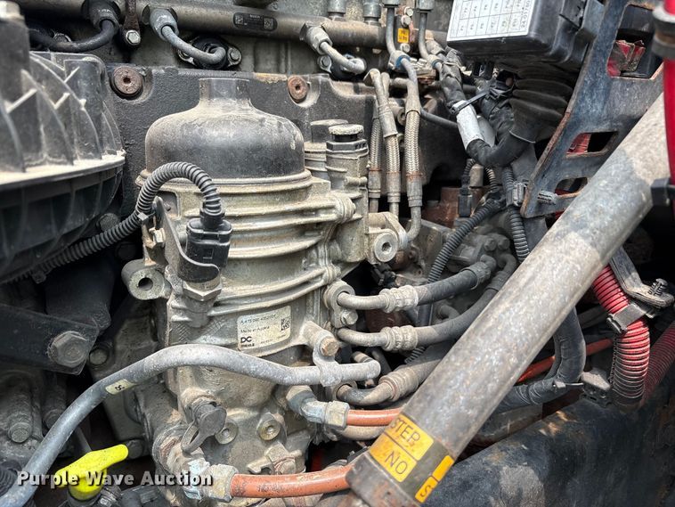 image for item YA0692 2019 Western Star  5700 semi truck