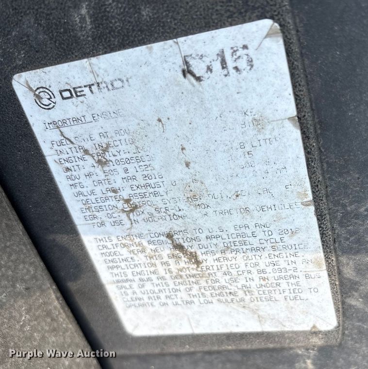 image for item YA0692 2019 Western Star  5700 semi truck