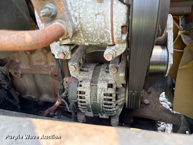 image for item YA0692 2019 Western Star  5700 semi truck