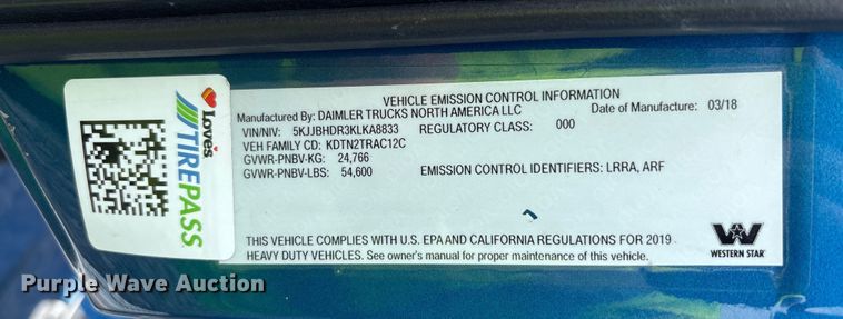 image for item YA0692 2019 Western Star  5700 semi truck