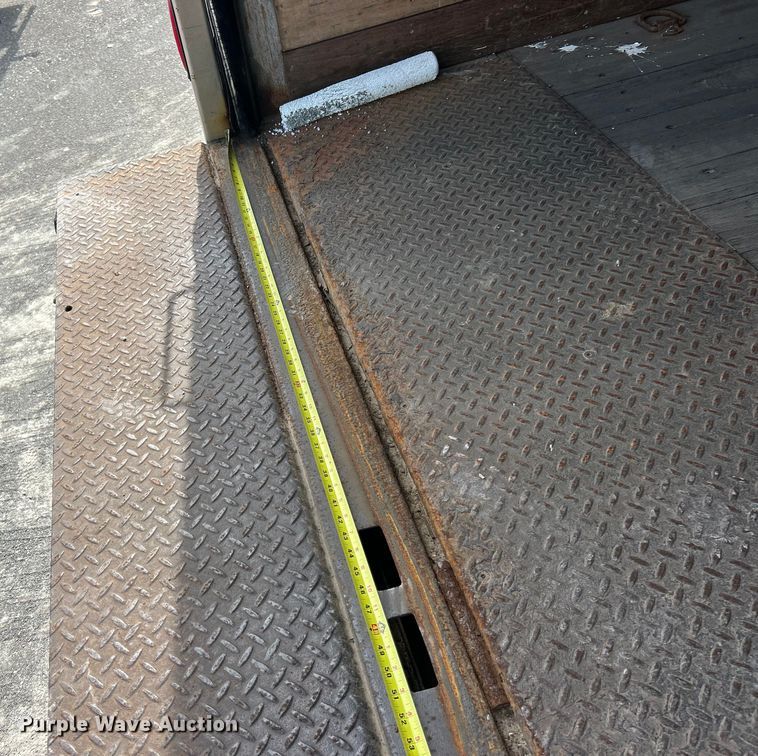 image for item YA0693 2014 Freightliner  Business class M2 box truck