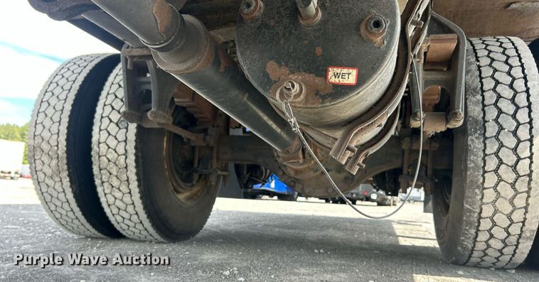 image for item YA0693 2014 Freightliner  Business class M2 box truck