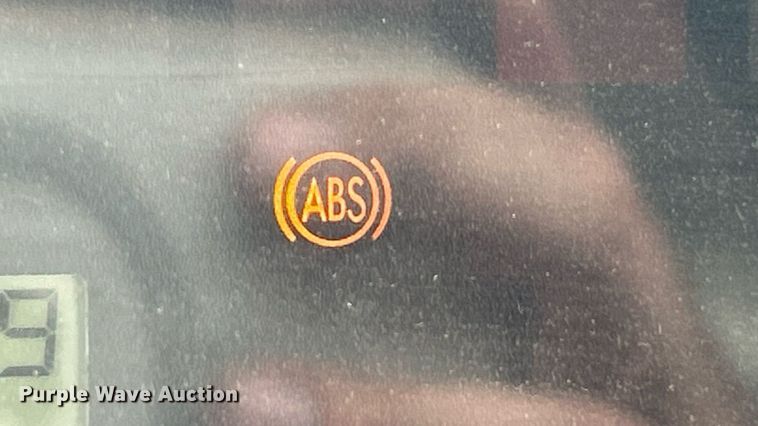 image for item YA0693 2014 Freightliner  Business class M2 box truck