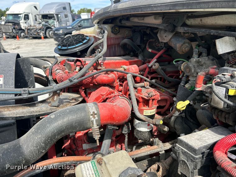 image for item YA0693 2014 Freightliner  Business class M2 box truck