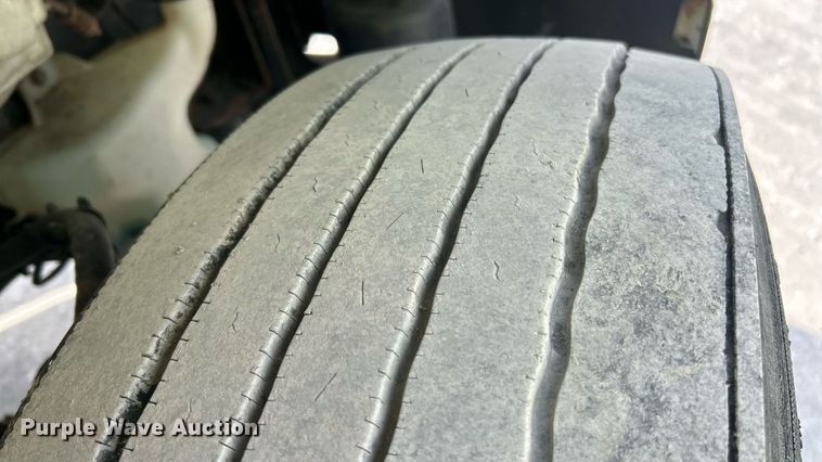 image for item YA0693 2014 Freightliner  Business class M2 box truck