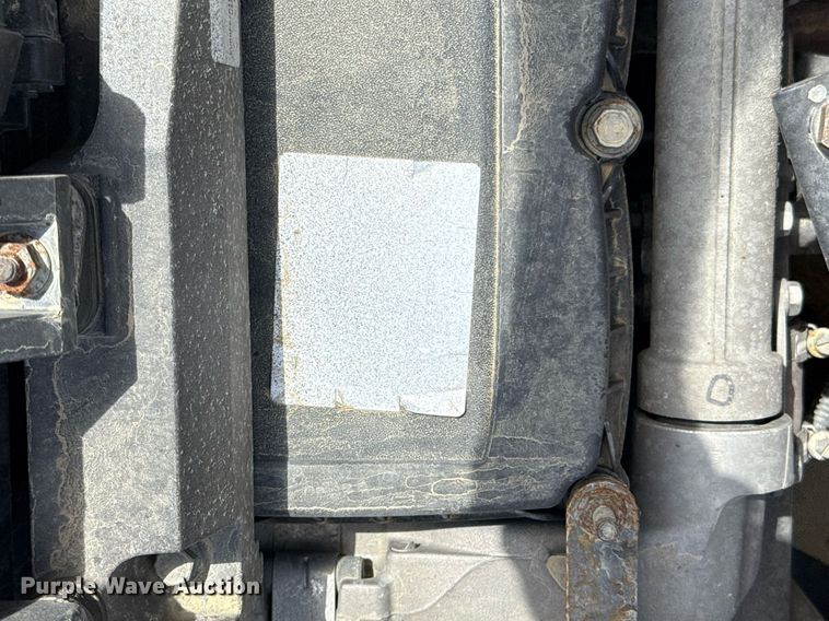 image for item YA0694 2017 Freightliner Cascadia semi truck