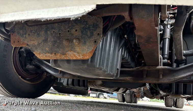 image for item YA0699 2019 Freightliner Cascadia semi truck