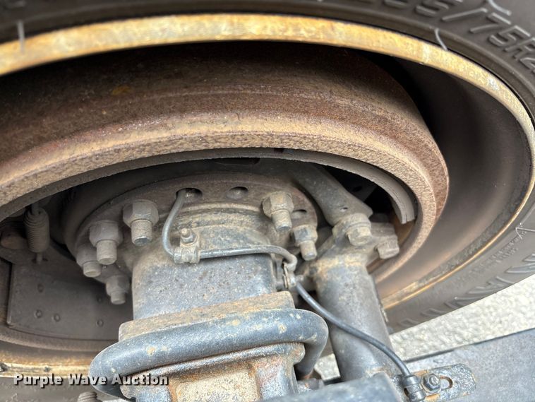 image for item YA0699 2019 Freightliner Cascadia semi truck