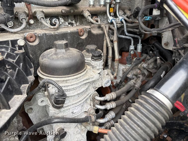 image for item YA0699 2019 Freightliner Cascadia semi truck