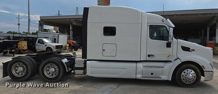 CAMIóN CAMAROTE 2017 PETERBILT
