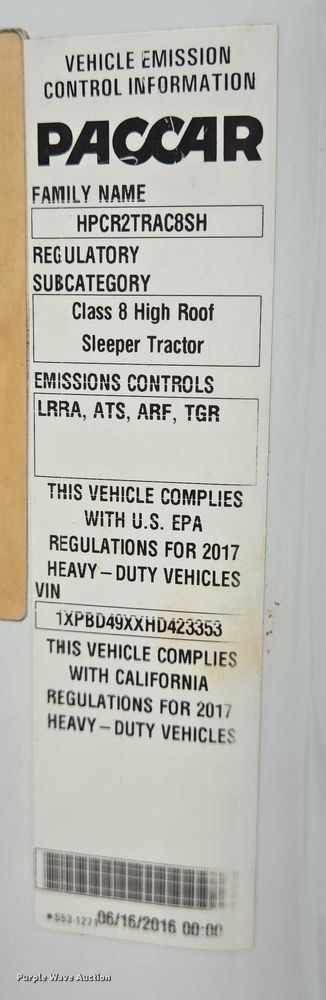 image for item YA0736 2017 Peterbilt 579 semi truck