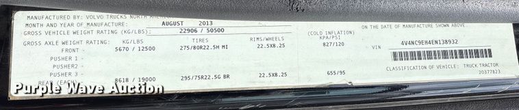 image for item YA0781 2014 Volvo VNL semi truck