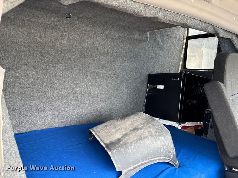 image for item YA0782 2023 Freightliner M2106 box truck