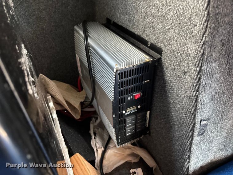 image for item YA0782 2023 Freightliner M2106 box truck