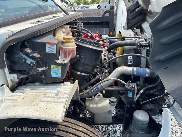 image for item YA0782 2023 Freightliner M2106 box truck