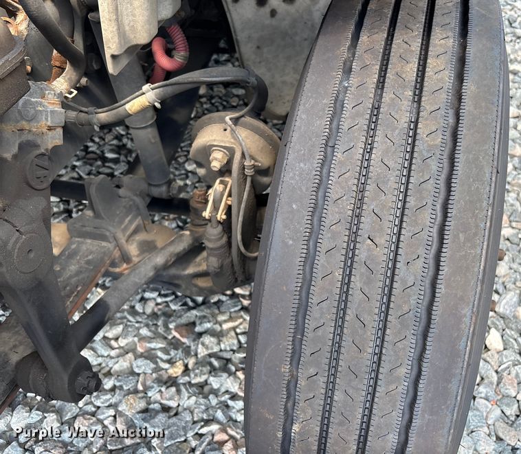 image for item YA0782 2023 Freightliner M2106 box truck