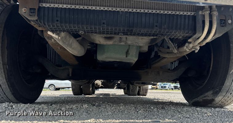 image for item YA0790 2016 Volvo VN semi truck