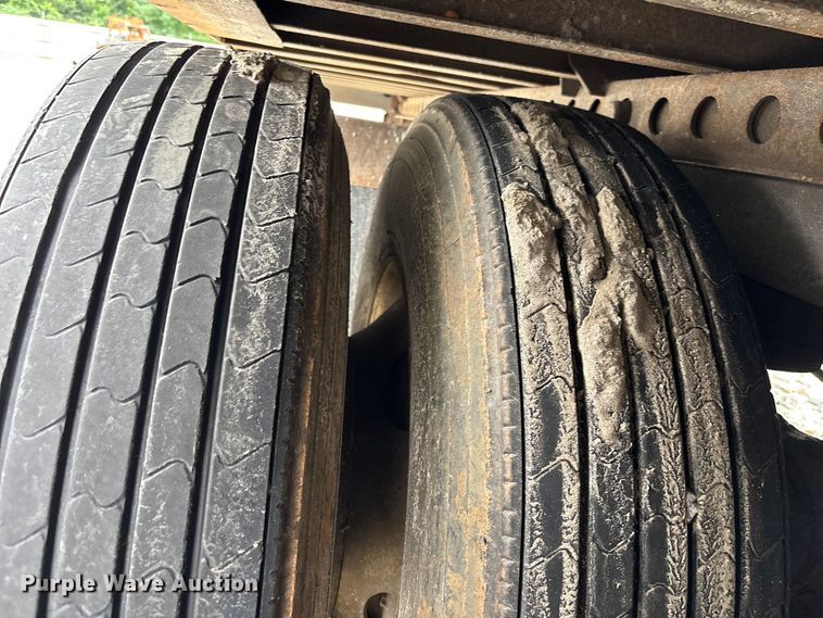 image for item YA0825 2006 Wabash DVCVHPC dry van trailer