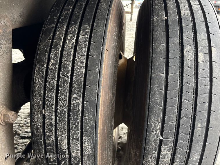 image for item YA0825 2006 Wabash DVCVHPC dry van trailer