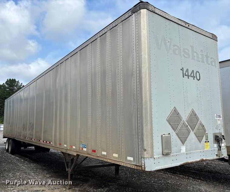 image for item YA0827 2003 Stoughton dry van trailer