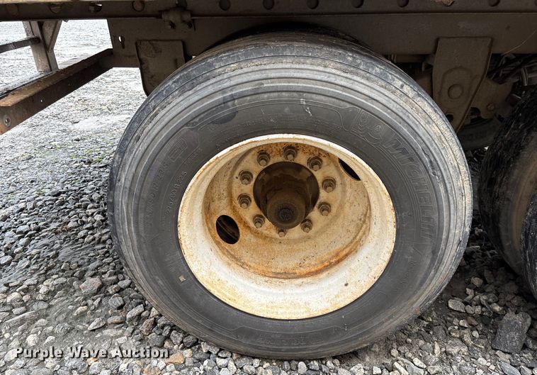 image for item YA0828 1996 Great Dane dry van trailer