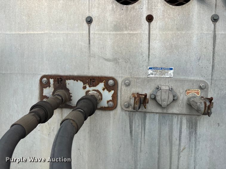 image for item YA0829 2012 Mac grain trailer