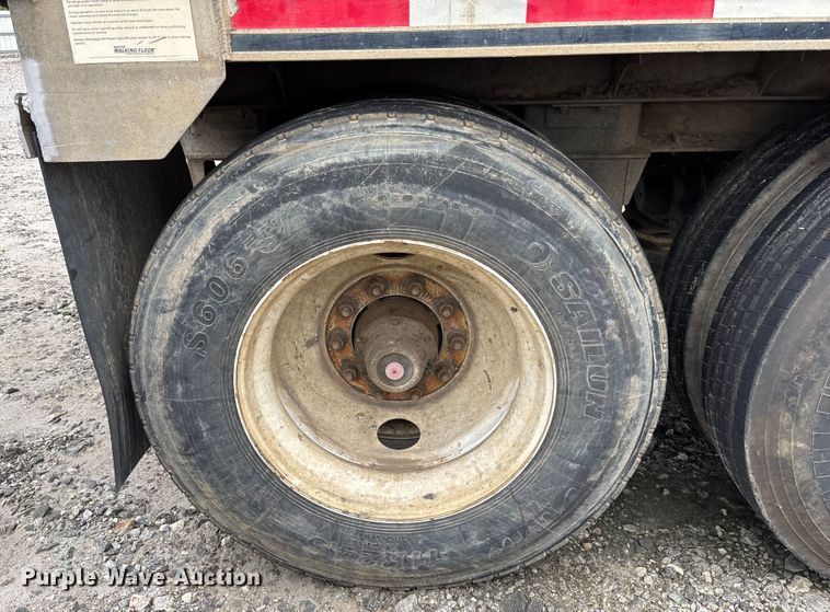 image for item YA0829 2012 Mac grain trailer