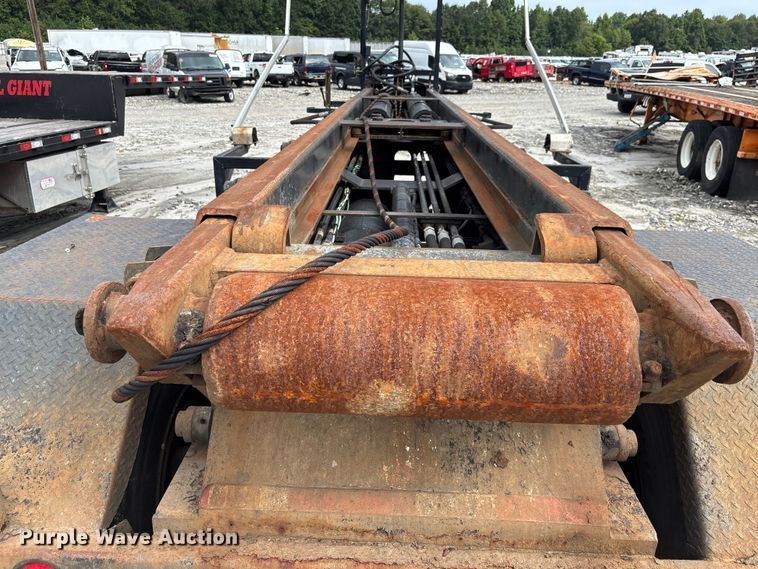 image for item YA0830 2014 Benlee roll-off container trailer