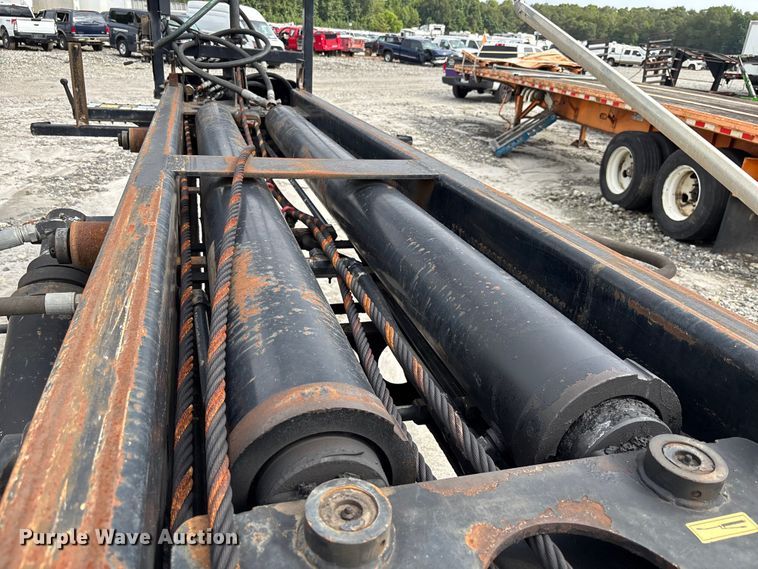 image for item YA0830 2014 Benlee roll-off container trailer