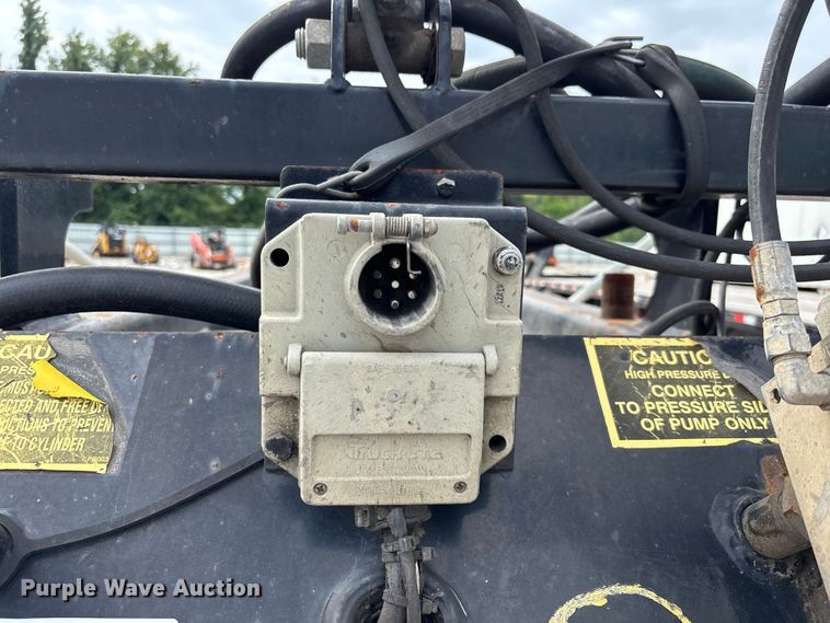 image for item YA0830 2014 Benlee roll-off container trailer