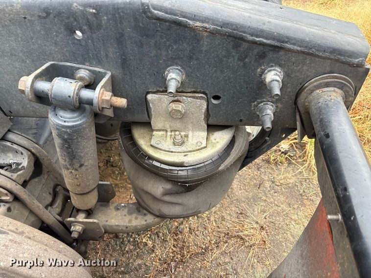 image for item YA0855 2016 International ProStar Plus 122 semi truck