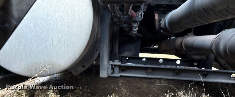 image for item YA0855 2016 International ProStar Plus 122 semi truck