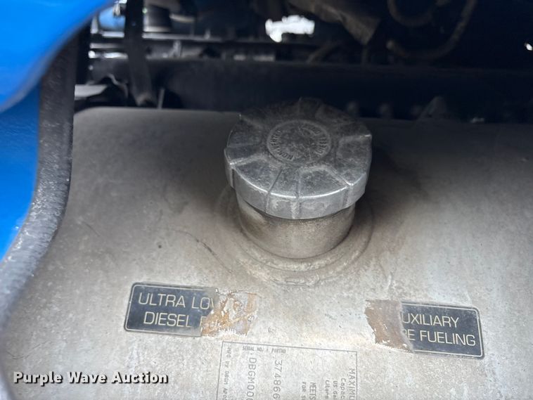 image for item YA0855 2016 International ProStar Plus 122 semi truck