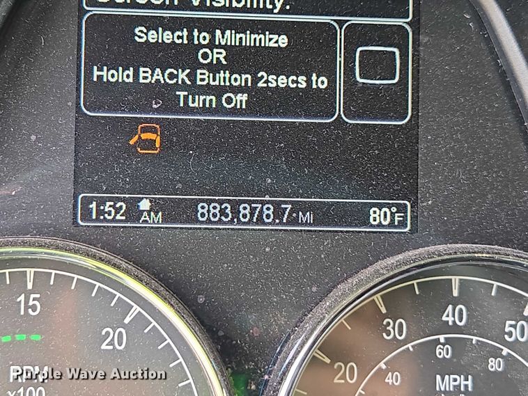 image for item YA0867 2019 Peterbilt 579  glider kit semi truck