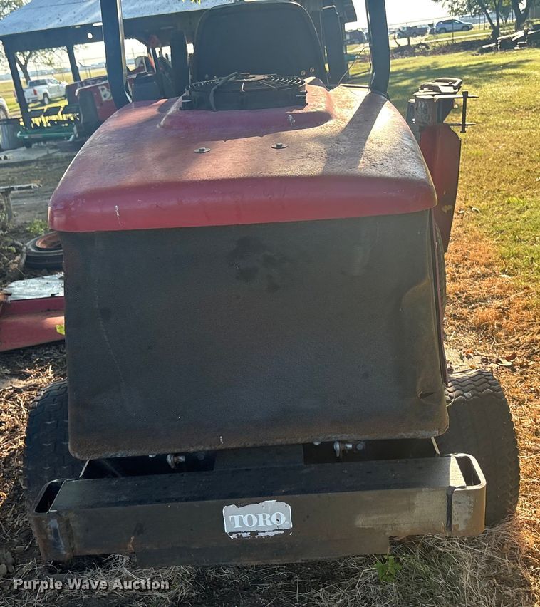 image for item DT3286 2005 Toro Grounds Master 4100D lawn mower
