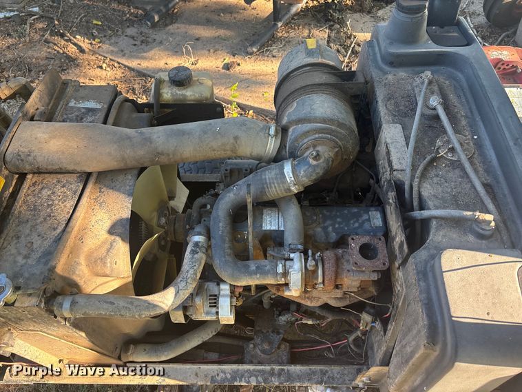 image for item DT3286 2005 Toro Grounds Master 4100D lawn mower